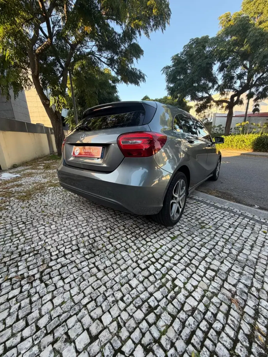 Mercedes-Benz A 180 2015 - 13900 EUR, 210000 km - 210000km - foto 6 de 26