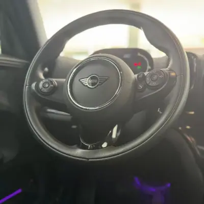 MINI Countryman 2021 - 29990 EUR, 60000 km - AUTO.MOTO.pt - 60000km - foto 8 de 10