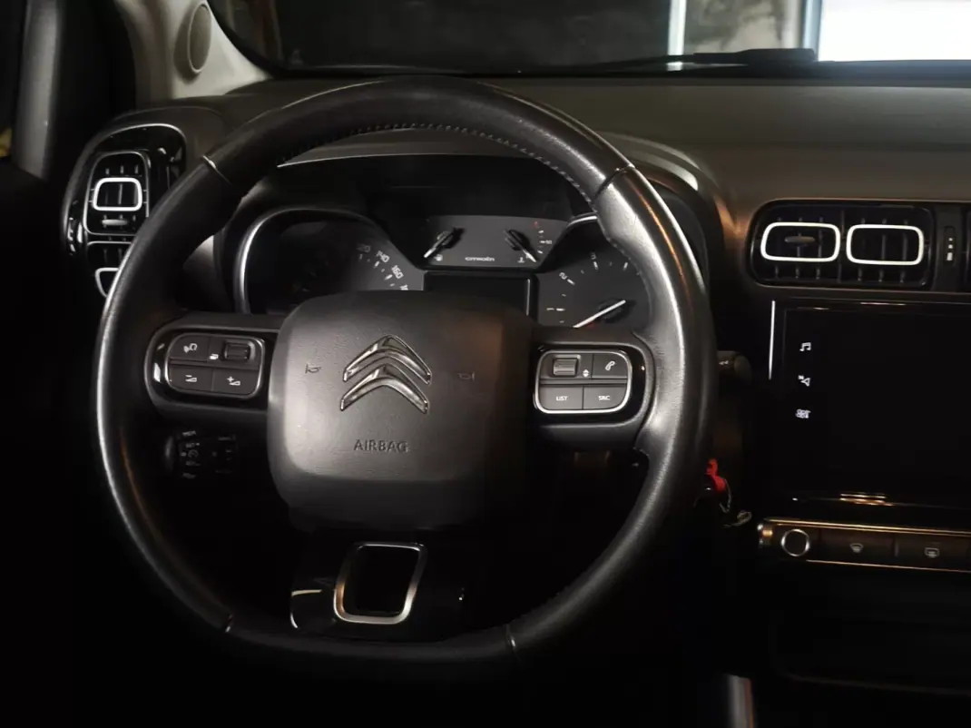 Citroën C3 Aircross 2019 - 11490 EUR, 63822 km - AUTO.MOTO.pt - 63822km - foto 8 de 27