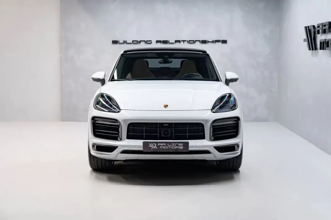 Porsche Cayenne Coupé 2022 - 84950 EUR, 71000 km - 71000km - foto 5 de 60