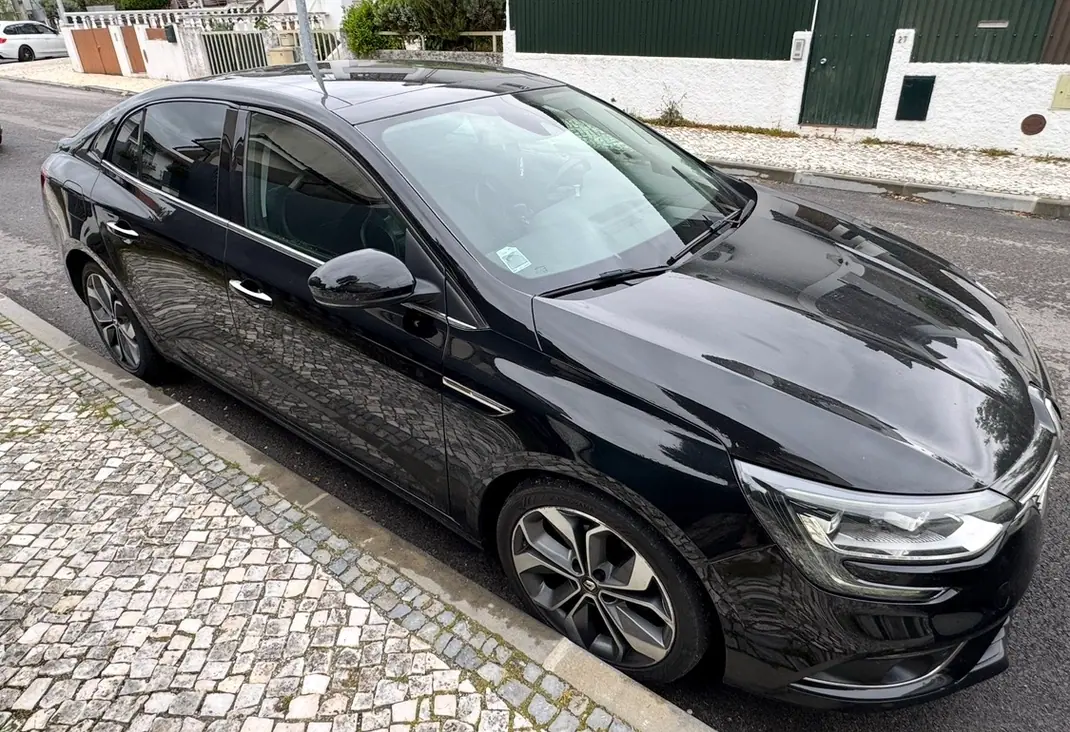 Renault Mégane Coupe 2018 - 9000 EUR, 240000 km - 240000km - foto 3 de 6