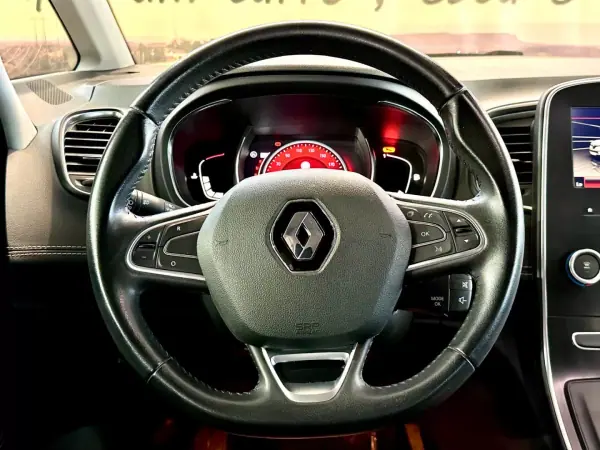 Renault Grand Scénic 2018 - 16900 EUR, 183558 km - AUTO.MOTO.pt - 183558km - foto 23 de 33