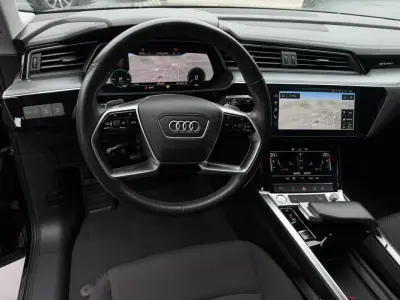 Audi e-tron 2020 - 30500 EUR, 90120 km - AUTO.MOTO.pt - 90120km - foto 13 de 15
