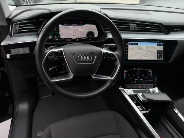 Audi e-tron 2020 - 30500 EUR, 90120 km - AUTO.MOTO.pt - 90120km - foto 13 de 15