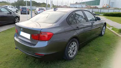BMW 316 2014 - 11990 EUR, 180000 km - AUTO.MOTO.pt - 180000km - foto 3 de 9