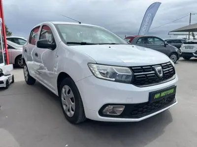 Dacia Sandero 2019 - 10947 EUR, 36000 km - AUTO.MOTO.pt - 36000km - foto 4 de 17