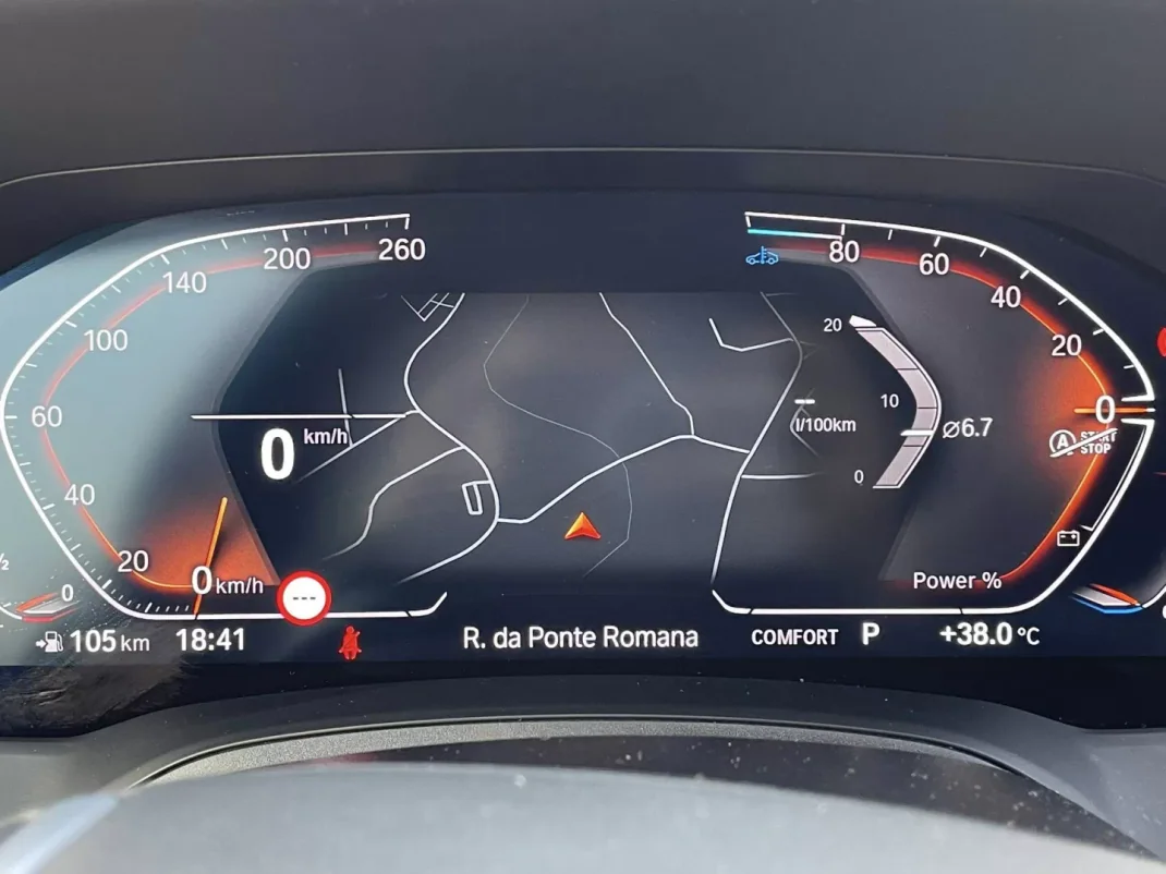 BMW 320 2022 - 34900 EUR, 136000 km - AUTO.MOTO.pt - 136000km - foto 8 de 14