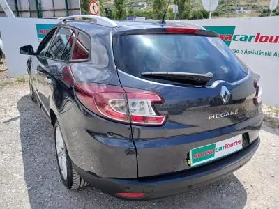 Renault Mégane Sport Tourer 2010 - 6850 EUR, 158137 km - AUTO.MOTO.pt - 158137km - foto 9 de 24