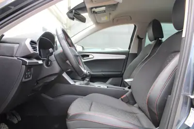 SEAT Leon 2021 - 15990 EUR, 192000 km - AUTO.MOTO.pt - 192000km - foto 20 de 32
