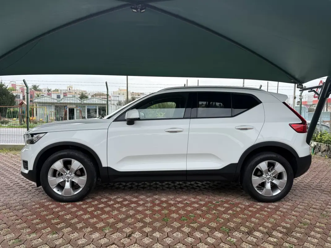 Volvo XC 40 2022 - 32600 EUR, 34626 km - AUTO.MOTO.pt - 34626km - foto 13 de 24