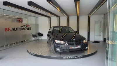 BMW 320 2007 - 10900 EUR, 279640 km - AUTO.MOTO.pt - 279640km - foto 10 de 56