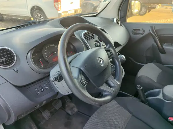 Renault KANGOO MAXI 1.5 DCI BUSINESS S/S 2020 - 12990 EUR, 90000 km - AUTO.MOTO.pt - 90000km - foto 12 de 12