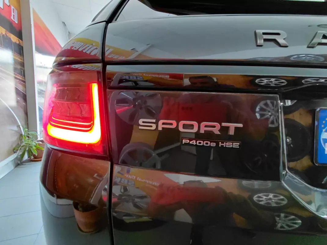 Land Rover Range Rover Sport 2019 - 57900 EUR, 128000 km - AUTO.MOTO.pt - 128000km - foto 8 de 34