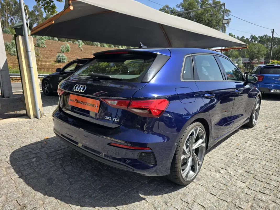 Audi A3 Sportback 2020 - 21900 EUR, 180000 km - 180000km - foto 2 de 5