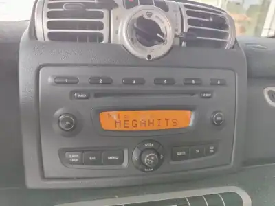 Smart Fortwo Cabrio 2009 - 5750 EUR, 141300 km - AUTO.MOTO.pt - 141300km - foto 26 de 30