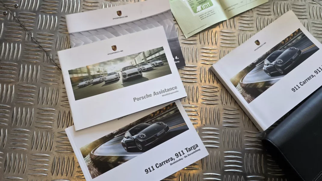 Porsche 991 2016 - 109500 EUR, 62318 km - AUTO.MOTO.pt - 62318km - foto 50 de 60