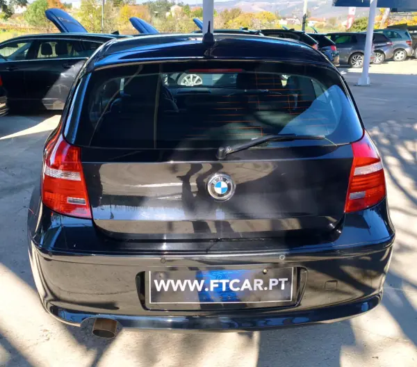 BMW 118 2012 - 11990 EUR, 209580 km - AUTO.MOTO.pt - 209580km - foto 6 de 20