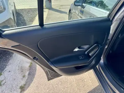 Mercedes-Benz A 180 2020 - 22950 EUR, 116348 km - AUTO.MOTO.pt - 116348km - foto 19 de 32