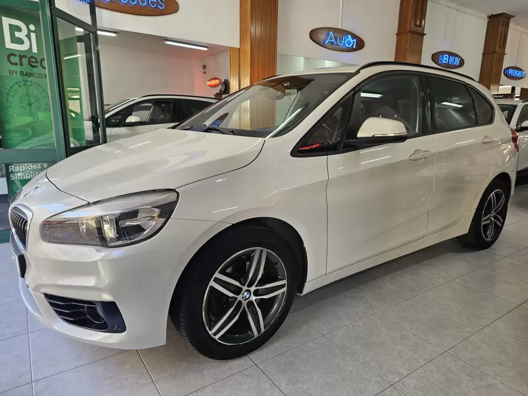 BMW 218 Active Tourer 2015 - 18300 EUR, 105000 km - AUTO.MOTO.pt - 105000km - foto 3 de 39