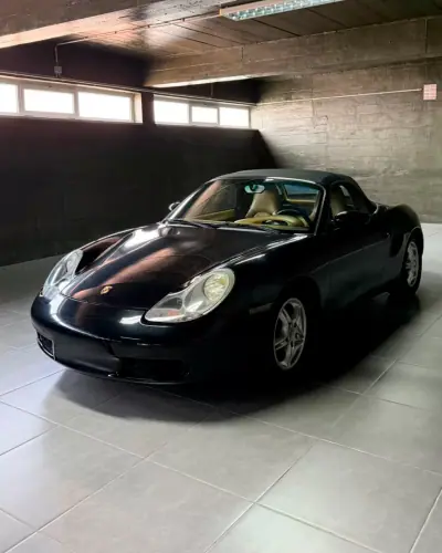 Porsche Boxster 2002 - 29000 EUR, 110000 km - AUTO.MOTO.pt - 110000km - foto 3 de 13
