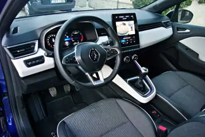 Renault Clio 2023 - 18900 EUR, 26048 km - AUTO.MOTO.pt - 26048km - foto 19 de 40