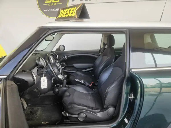 MINI Cooper 2008 - 4850 EUR, 265000 km - 265000km - foto 3 de 5