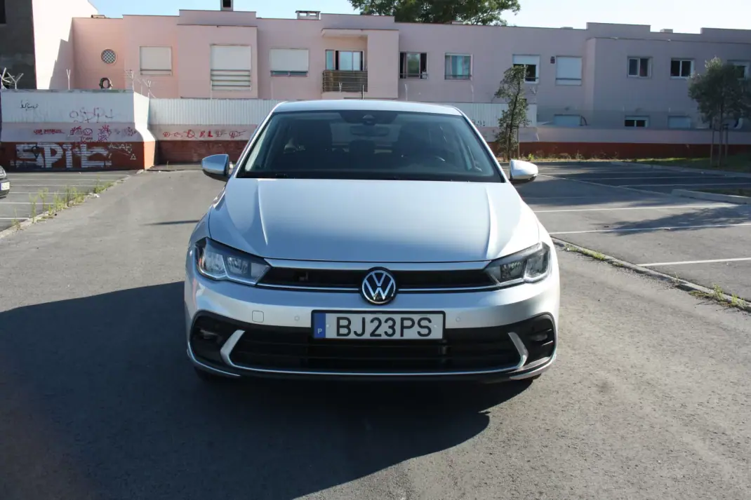 Volkswagen Polo 2024 - 19750 EUR, 48282 km - 48282km - foto 2 de 12