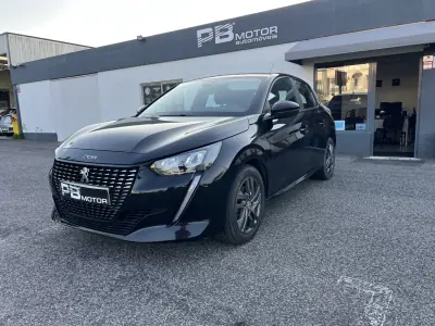 Peugeot 208 2022 - 14990 EUR, 178000 km - AUTO.MOTO.pt - 178000km - foto 2 de 15