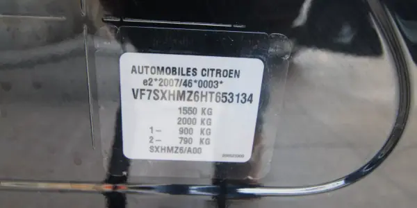 Citroën C3 2017 - 8990 EUR, 107000 km - AUTO.MOTO.pt - 107000km - foto 24 de 24