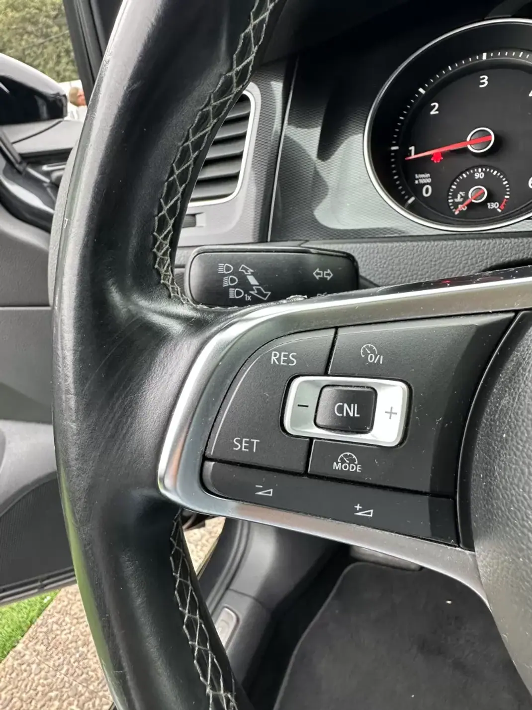 Volkswagen Golf 2014 - 15000 EUR, 240000 km - 240000km - foto 57 de 83