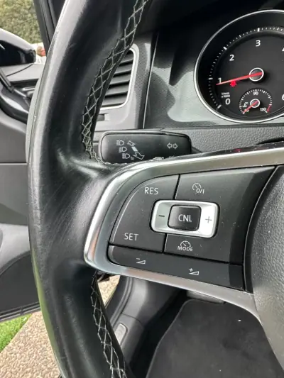 Volkswagen Golf 2014 - 15000 EUR, 240000 km - 240000km - foto 57 de 83
