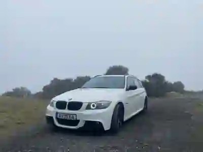 BMW 320 2012 - 12750 EUR, 259000 km - AUTO.MOTO.pt - 259000km - foto 4 de 19