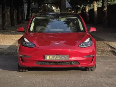 Tesla Model 3 2021 - 27499 EUR, 74631 km - 74631km - foto 2 de 34