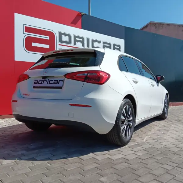 Mercedes-Benz A 180 2021 - 26500 EUR, 83875 km - AUTO.MOTO.pt - 83875km - foto 4 de 30