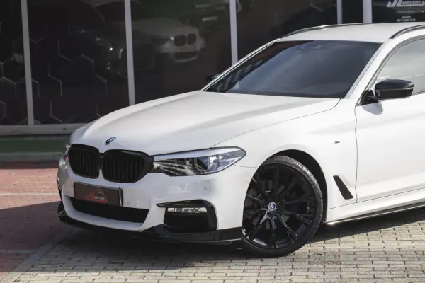 BMW 520 2018 - 29990 EUR, 144060 km - AUTO.MOTO.pt - 144060km - foto 7 de 41