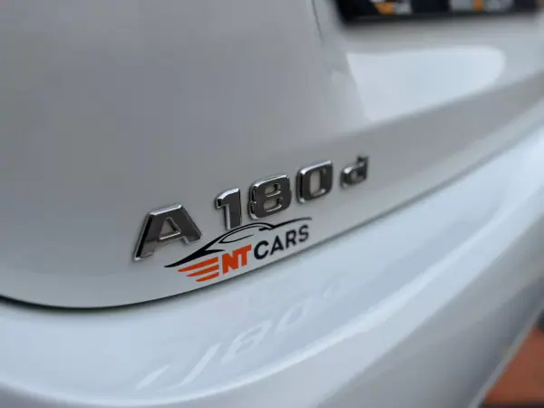 Mercedes-Benz A 180 2019 - 20750 EUR, 160320 km - AUTO.MOTO.pt - 160320km - foto 4 de 4