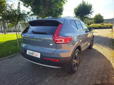Volvo XC 40 2020 — foto 4 de 12
