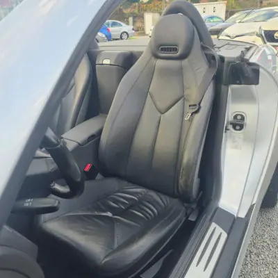 Mercedes-Benz SLK 200 2008 - 14000 EUR, 201000 km - AUTO.MOTO.pt - 201000km - foto 14 de 15