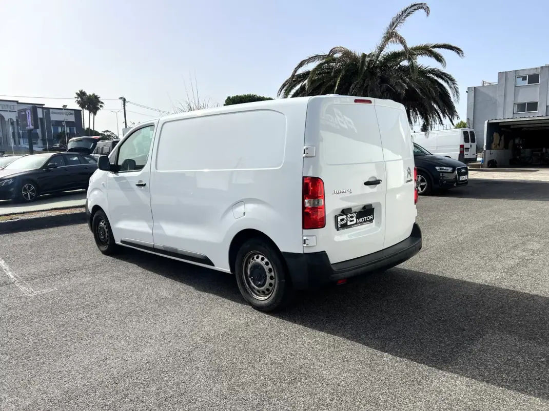 Citroën Jumpy 2021 - 18250 EUR, 135662 km - 135662km - foto 4 de 14