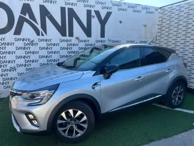 Renault Captur 2020 - 17490 EUR, 59000 km - AUTO.MOTO.pt - 59000km - foto 4 de 15