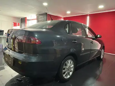 SEAT Cordoba 2007 - 5250 EUR, 243708 km - AUTO.MOTO.pt - 243708km - foto 5 de 19
