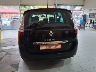 Renault Grand Scénic 2015 - 10980 EUR, 179000 km - AUTO.MOTO.pt - 179000km - foto 5 de 19
