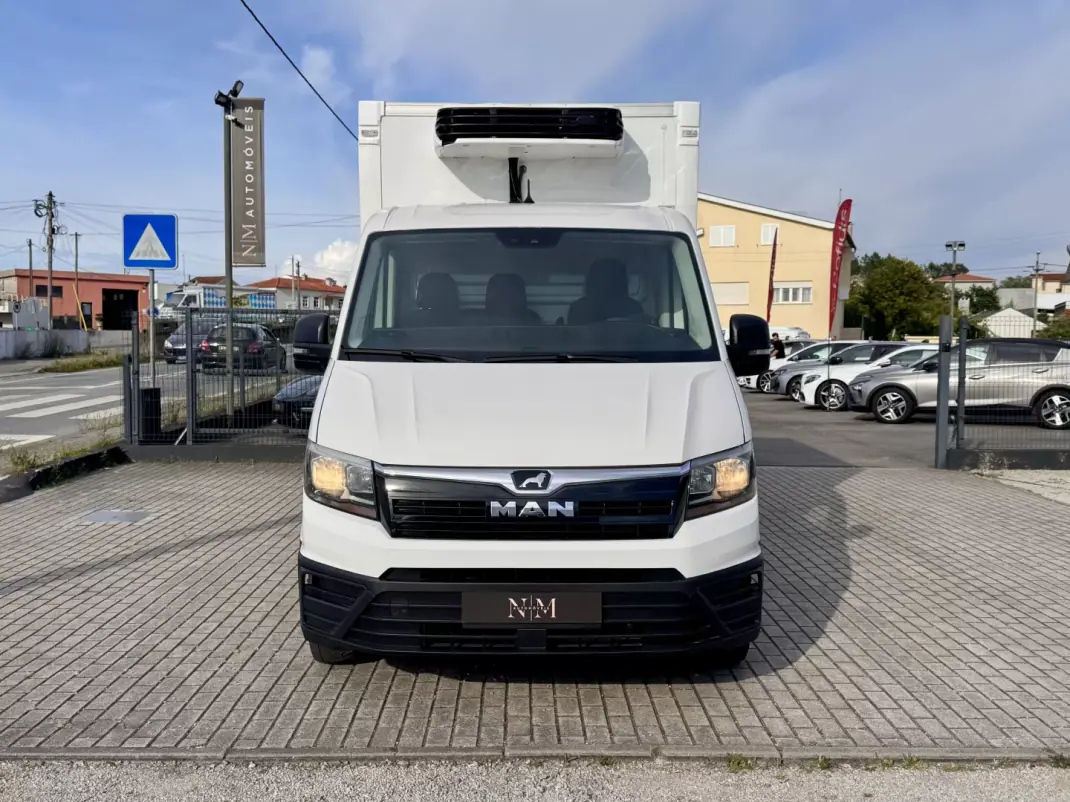 Man TGE 3.180 2019 - 22990 EUR, 343000 km - AUTO.MOTO.pt - 343000km - foto 3 de 16