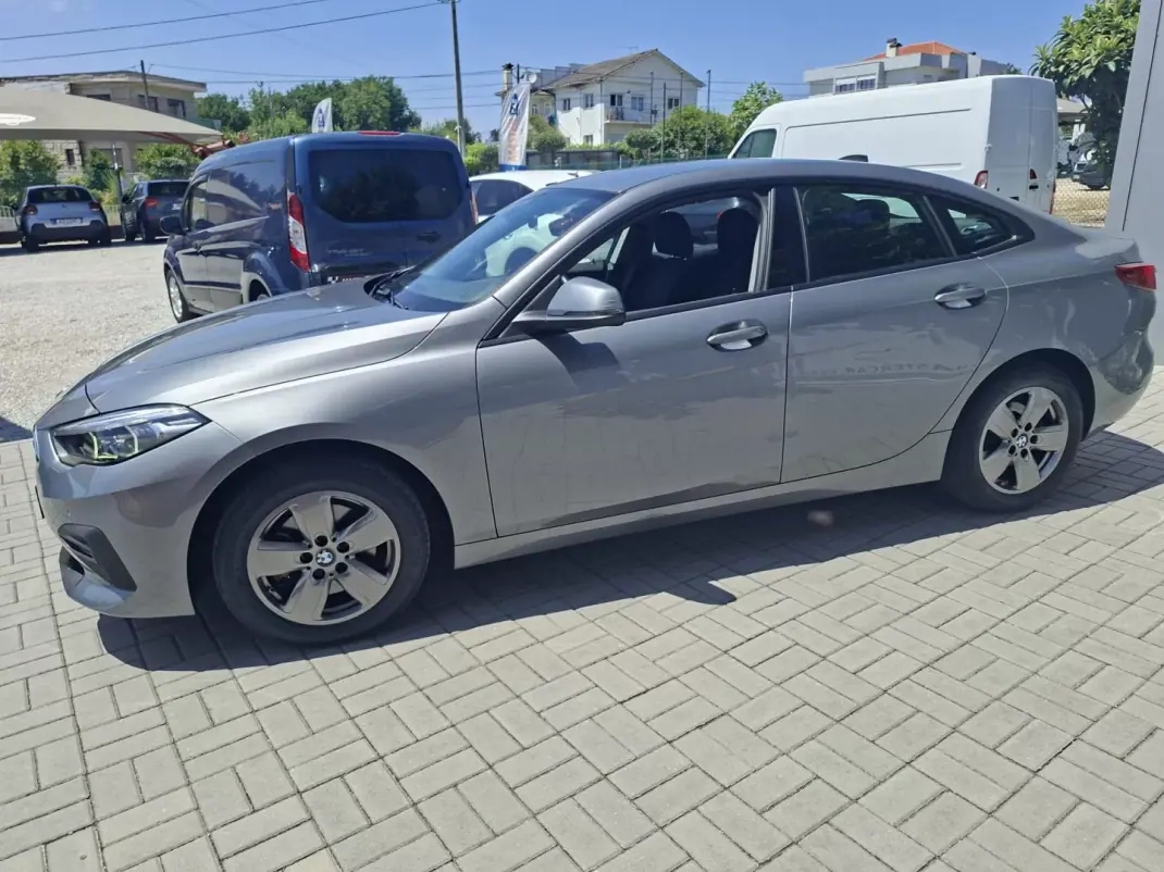 BMW 216 Gran Coupé 2022 - 23550 EUR, 53553 km - 53553km - foto 16 de 36