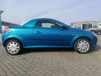 Opel Tigra TwinTop 2005 - 5890 EUR, 80000 km - foto 5 de 11