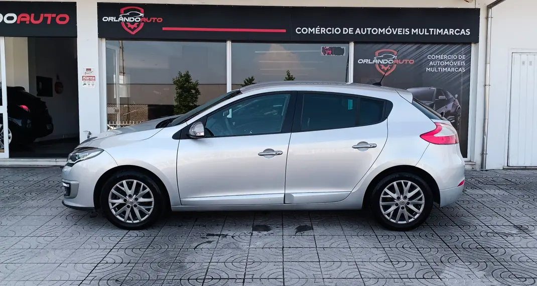 Renault Mégane 2014 - 10900 EUR, 134018 km - 134018km - foto 4 de 12