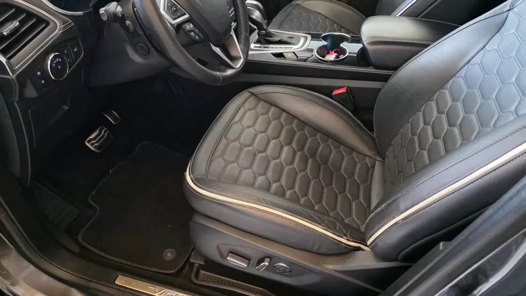 Ford S-Max 2017 - 22500 EUR, 160120 km - AUTO.MOTO.pt - 160120km - foto 45 de 67
