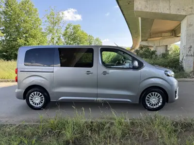 Toyota Proace Verso 2020 - 28890 EUR, 146000 km - AUTO.MOTO.pt - 146000km - foto 6 de 30