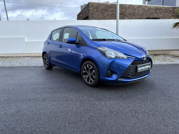 Toyota Yaris 2019 - 14200 EUR, 46977 km - AUTO.MOTO.pt - 46977km - foto 2 de 20