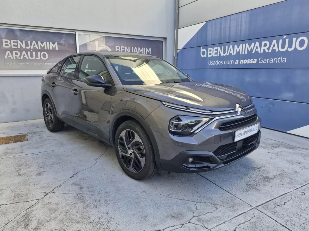 Citroën C4 2024 - 22500 EUR, 13867 km - AUTO.MOTO.pt - 13867km - foto 1 de 24